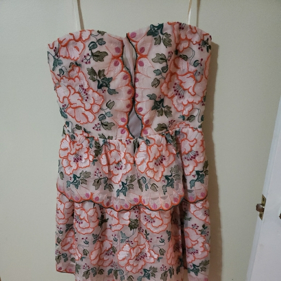 Dress - Picture 1 of 2